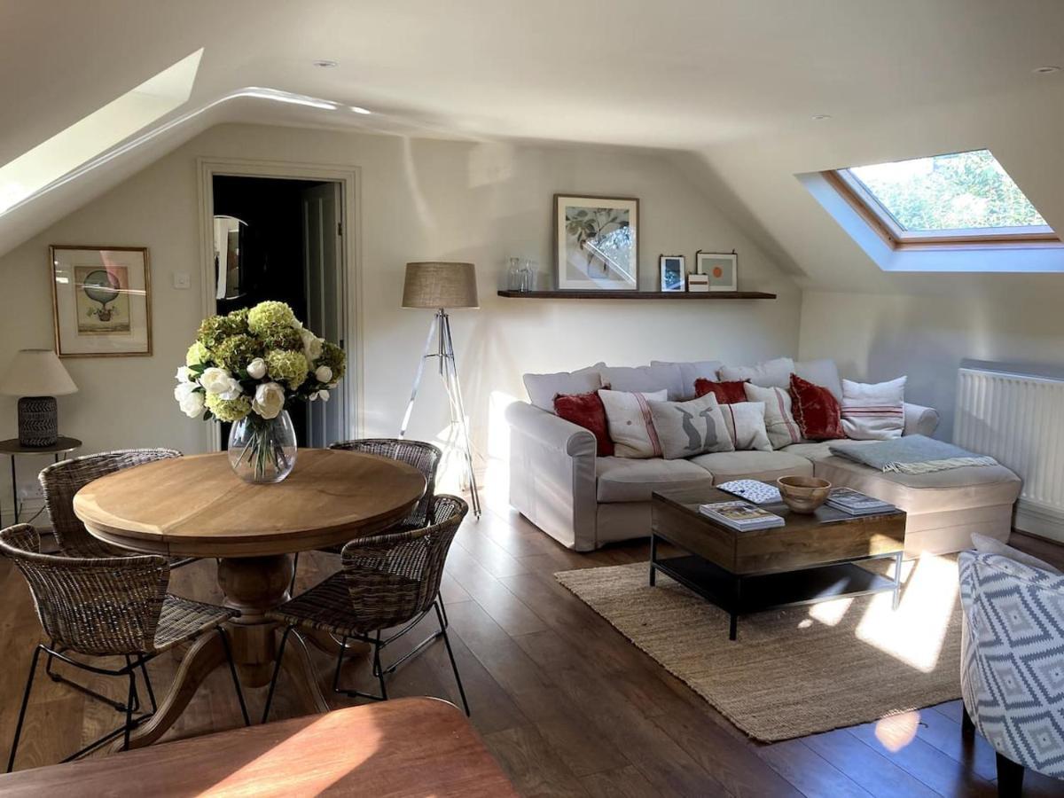 Larkham Loft Apartment Teffont Magna Exterior foto